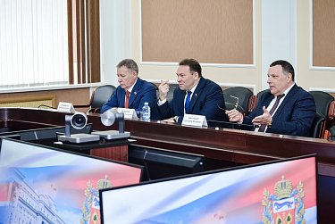 Конструктивный диалог и консолидированное взаимодействие